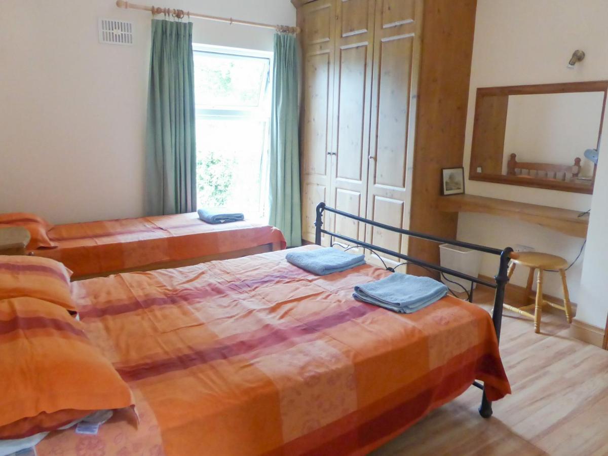 Borahard Lodge Нюбридж Екстериор снимка